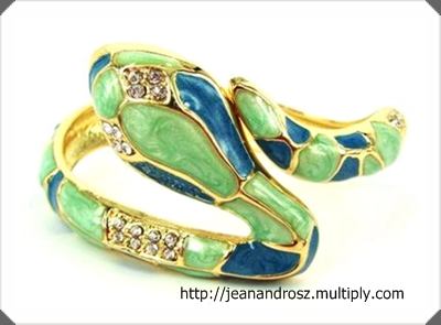 Jean and Rosz Snake Bangle